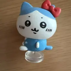 ハチワレとキティコラボ　 キャラクター カプセルトイ