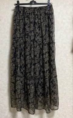 GU ペイズリー柄ティアードロングスカート　L サイズ
