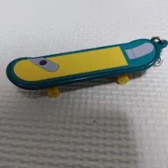 名探偵コナン USJ コレクタブルキーチェーン スケートボード