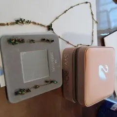 SWAROVSKI グリーンピアスセット
