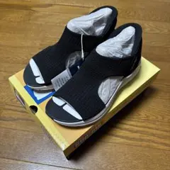 スケッチャーズ ハンズフリー Slip-ins マイエブリデーサンダル ブラックのサムネイル