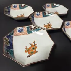 未使用品 九谷焼 八角 皿揃 石盛造 ５枚 銘々皿 小皿 九谷五彩 赤絵 八角皿 未使用品 九谷焼 八角 皿揃 石盛造 5枚 銘々皿 小皿 九谷五彩 赤絵