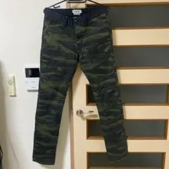 QUIKSILVER ストレートテーパードパンツ サイズ 30迷彩のサムネイル
