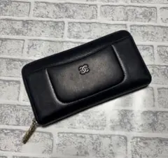 CHANEL ラウンドファスナー長財布 ブラックのサムネイル