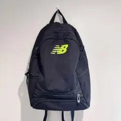 New Balance ニューバランス　黒 リュック サッカー　メッシュポケット