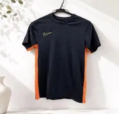 NIKE Tシャツ