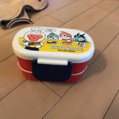 あんぱんまん 2段ランチボックス  新品