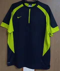 【NIKE】ナイキ　ハーフジップ　ランニングウェア　メンズのサムネイル