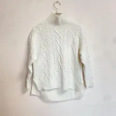 《ユナイテッドアロー》ホワイト ケーブルニット セーター　羊毛100%