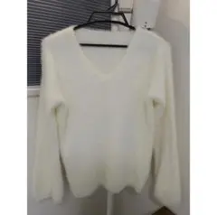 新品未使用 Vネックセーター