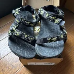 Teva サンダル カモフラージュ柄　約16cm