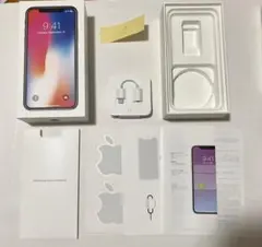 iPhone X の空箱　Lightningヘッドフォンジャックアダプタ