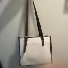 バッグ　ブラウン　ホワイト