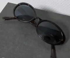DKNY サングラス