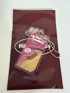 ハーゲンダッツ　キーホルダー　Häagen-Dazs ハーゲンダッツ アクリルキーホルダー - メルカリ