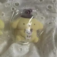 ポムポムプリン　ふわわフロッキーマスコット　ガチャガチャ　サンリオ