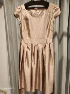 限定！Mサイズ膝丈ドレスと Mサイズヒール（靴はおまけ）でおでかけGO！