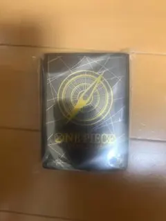 ONE PIECE カードゲーム スリーブ　ブラックゴールド 70枚