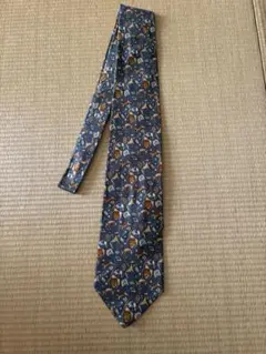 フェラガモ　ネクタイ　動物