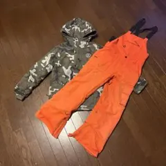VOLCOM 迷彩柄 スキーウェア 子ども用