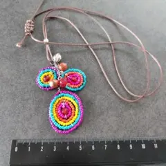 カラフルビーズのネックレス