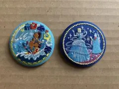 未使用新品 ディズニーキャラ 刺繍缶バッジ リロ&スティッチ シンデレラ