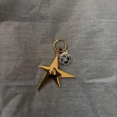 CHANEL カメリア チャーム【新品、未使用】