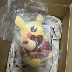 Pikachu's Sweet Delivery ぬいぐるみ