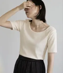 selectMOCA バレエネックハーフスリーブカットソー オフホワイトのサムネイル