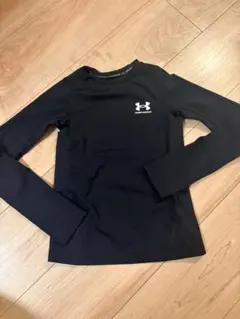 UNDER ARMOUR 長袖 アンダーシャツ