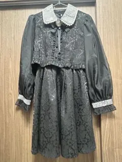 黒いロリータスタイルワンピース