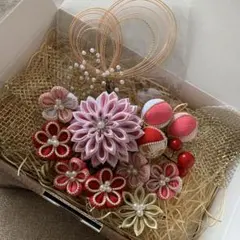 つまみ細工　髪飾り　振袖　打掛　和装　袴　成人式　結婚式　卒業式　七五三