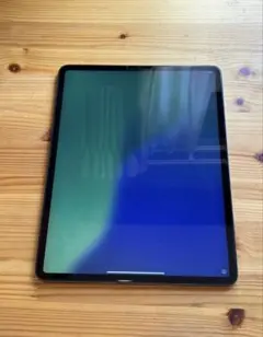 iPad Pro 12.9インチ （4世代）スペースグレー