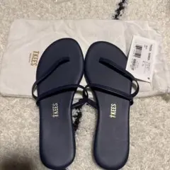 【新品タグ・巾着袋付】 TKEES サンダル Sarit Iris 36のサムネイル