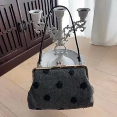 手刺繍風ドットデザイン　がま口ハンドバッグ