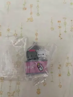 カンキャラ　サンリオキャラクター カプセルトイ　ニャニィニュニェニョン