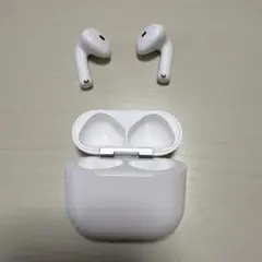 【美品】アクティブノイズキャンセリング搭載AirPods 4のサムネイル