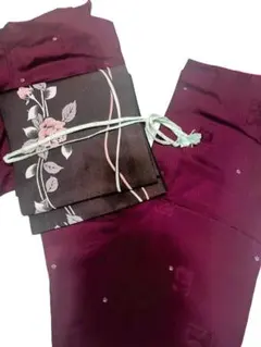 【美品】小紋　袷　ポリエステル着物　洗える着物　桜柄　ワインレッド