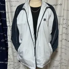 【90sヴィンテージ】FILA フィラ ナイロンジャケット 袖ロゴ刺繍 Lサイズ