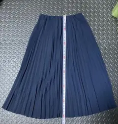 ユニクロ　ネイビー プリーツロングスカート M