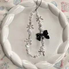 No.63ビーズストラップスマホストラップシルバーホワイト黒リボンハートy2k