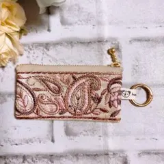 Item thumbnail for item e0104c3f-855b-4206-ad72-019195b98b19