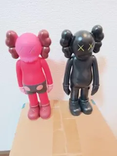 即購入◎】KAWS 2006 人体模型 フィギュア - メルカリ