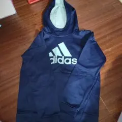adidas フード付きトレーナー ネイビー