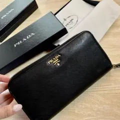 PRADA プラダ 長財布　サフィアーノレザー