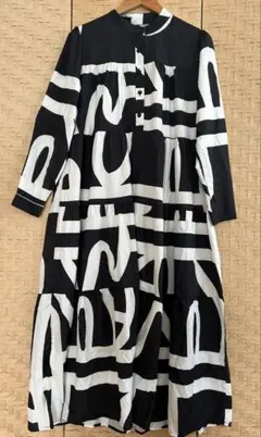 新品　YBN YIBUNUO ティアードロングワンピース　フリーサイズ