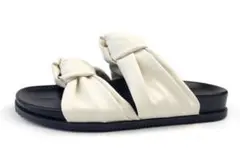 Item thumbnail for item 929886ab-1a42-42e3-be67-9cbdca42d80d