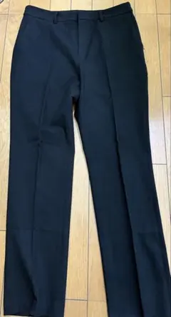 ユニクロ ヒートテック スマートスリム ストレート パンツ ブラック　67cm