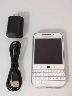 BlackBerry Classic ホワイト 本体 最後の「BlackBerry Classic」。プレミアム必至の希少カラー