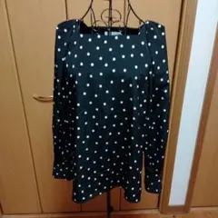 BEAMS　トップスのサムネイル